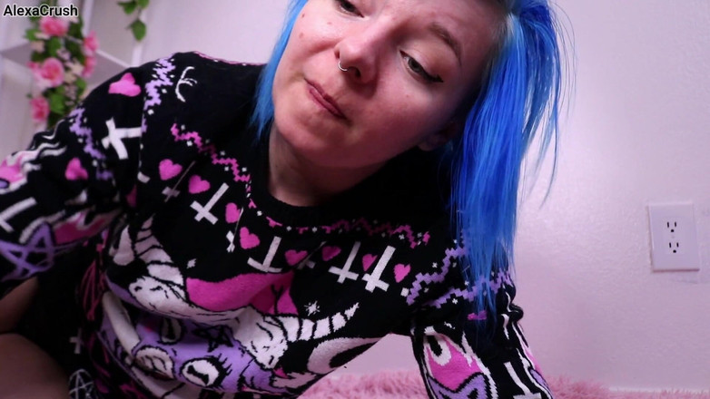 AlexaCrush: Ревнива дівчина дає вам в нагоді