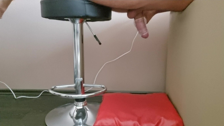 Naxy: जादू की छड़ी मेरा वीर्य निकालती है