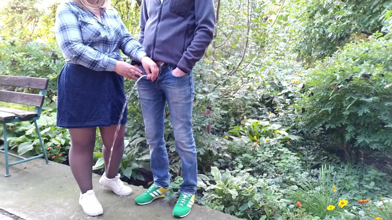 OurFetishLife: Hot golden shower from a big cock outdoors