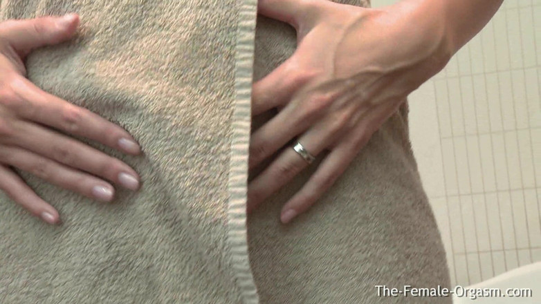 The Female Orgasm: Rubbing one out and orgasm denial in the tub