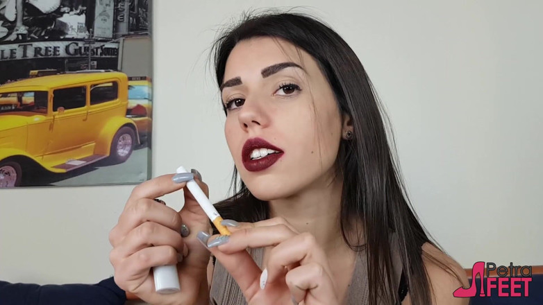 Smokin Fetish: Fetysz twarzy i palenie cygara od pięknej Włoszki