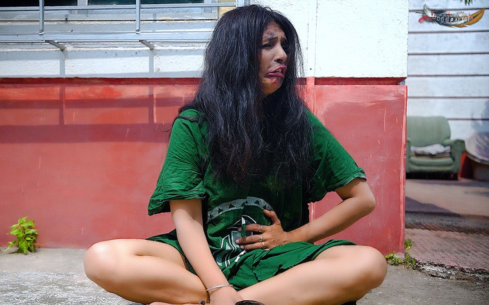 Desi Bold Movies: Gangbang hardcore ruige seks met road beggar volledige video