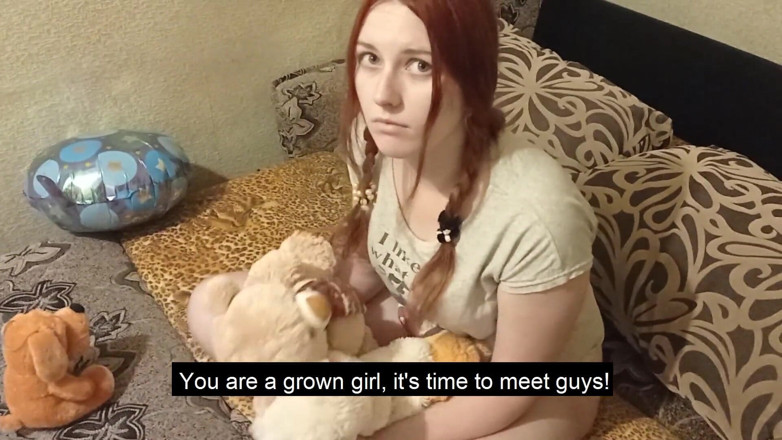 SweetAndFlow: Stepfather teaches his girl sex
