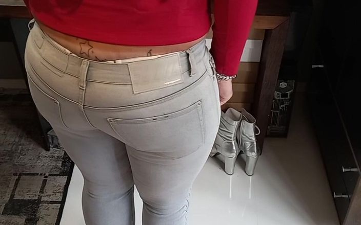 Sexy ass CDzinhafx: Aku lagi pakai bikini seksi!