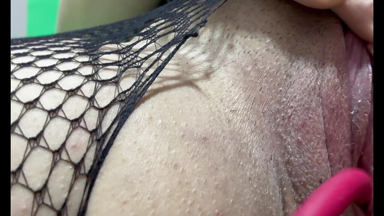 Windy Rae: Gioco con il mio giocattolo anale. Godere