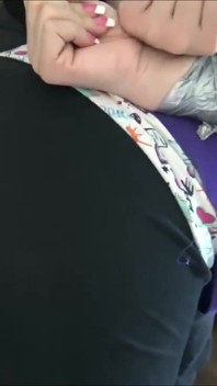 Křesťanská nevlastní máma disciplinuje sassy nevlastní dceru s tape bondage, kalhotkami a výprask!