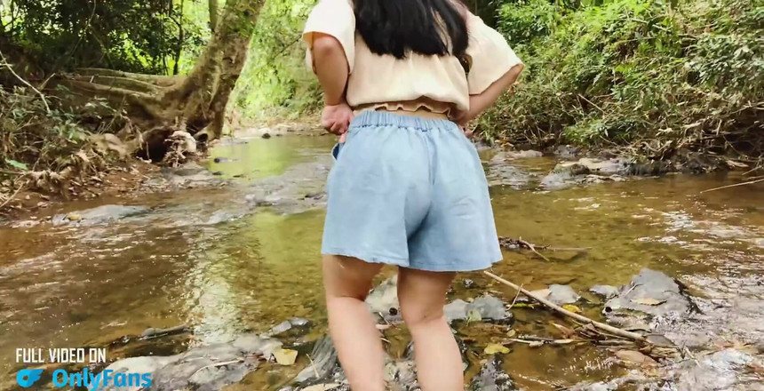 18_honey: Blowjob air terjun alam semula jadi