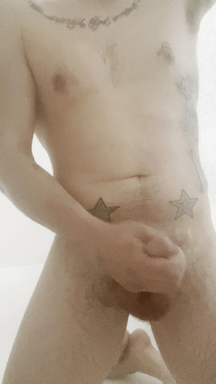 King Loopie: Душ, дупа і член грають