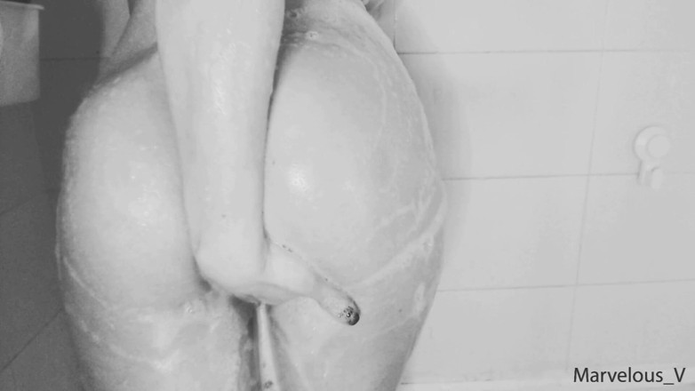 Marvelous V: Sexy hot amateur teen teasing in a shower rubbing her...