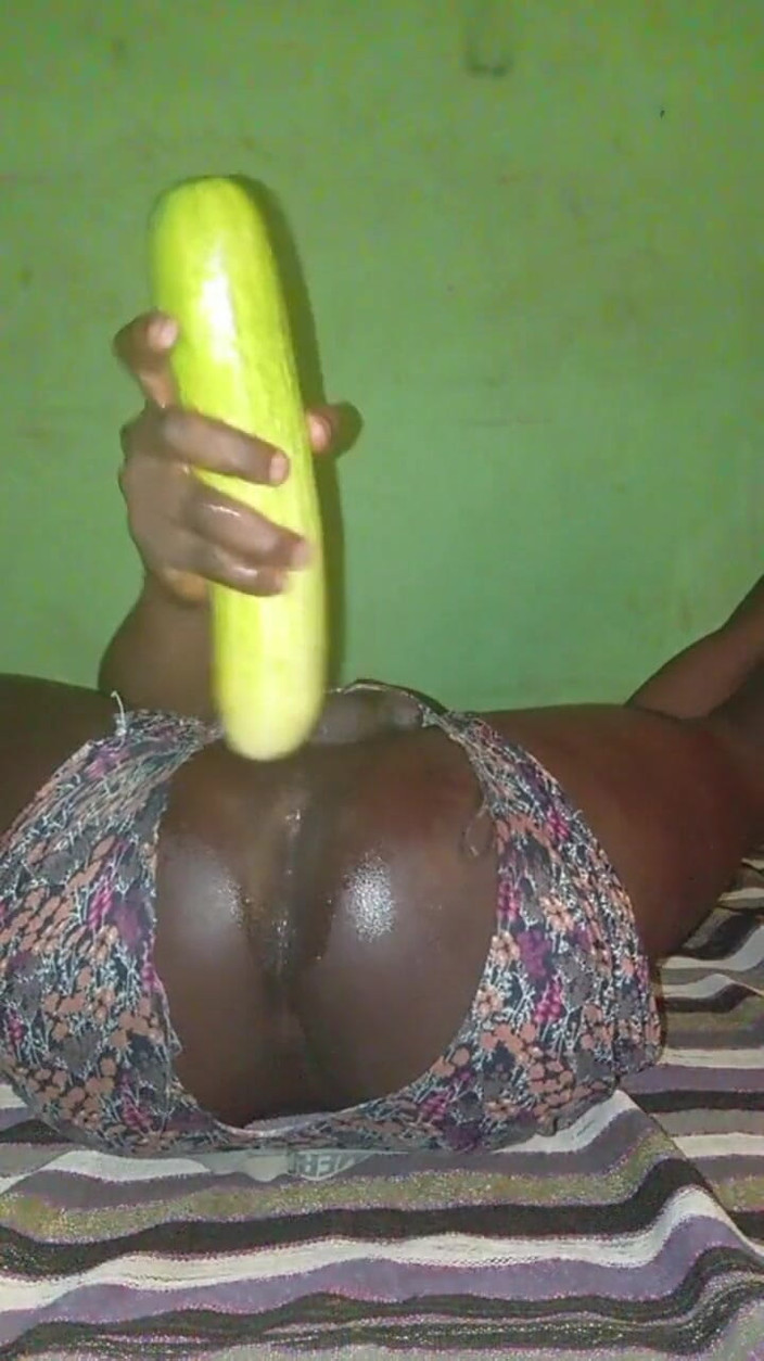 Badman4606: 큰 엉덩이를 깜박이는 소년