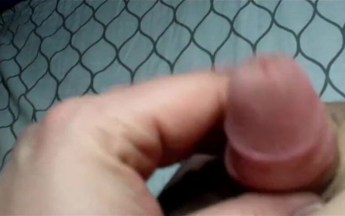 kinkylittledickie: #150 Udělal jsem mého malého čůráka třemi prsty