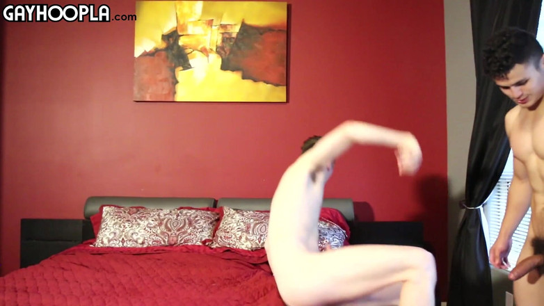 Gay Hoopla: 최고의 입으로 따먹히는 Jerry Cabrera