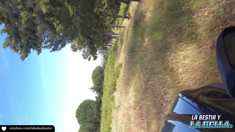 Labestiaylabella: Utomhussex i bilen en rik anal spermapaj!