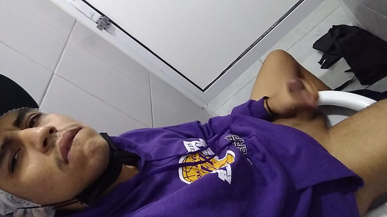 AlexAlejandro13: Nejlepší čas na veřejných toaletách