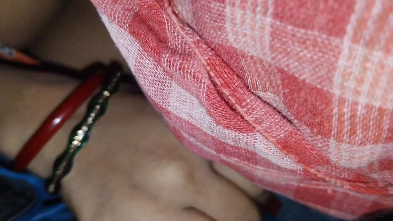 Hubby 23: An Indian Aunty Gave Me a Blowjob Today
