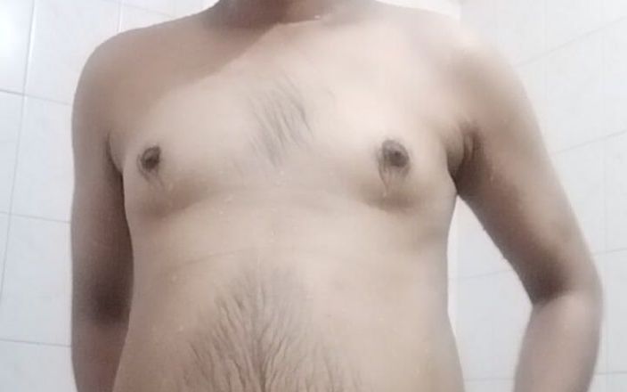 Nudycock: Ванна с членом