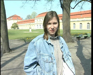 YOUR FIRST PORN: Madelaine Lasst Sich Uberreden - Softclip Madelaine låter sig övertalas