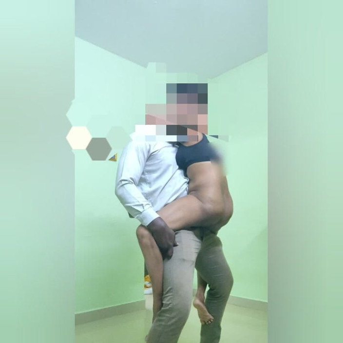 Tamilnaduu: असली सेल्स मैन मेरी पत्नी को जोरदार चोदता है
