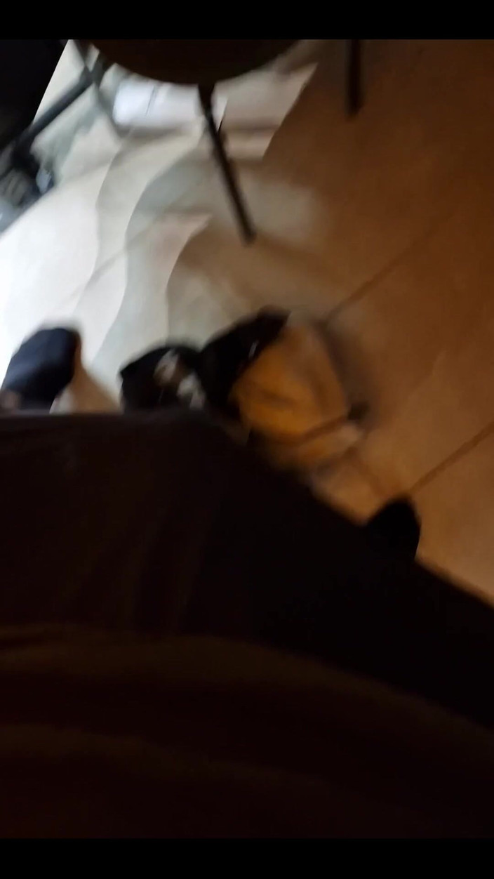 Awesome A: मैंने आज कुछ खेल कपड़ों की कोशिश की। मेरे खिलौने के साथ कमांडो चलना