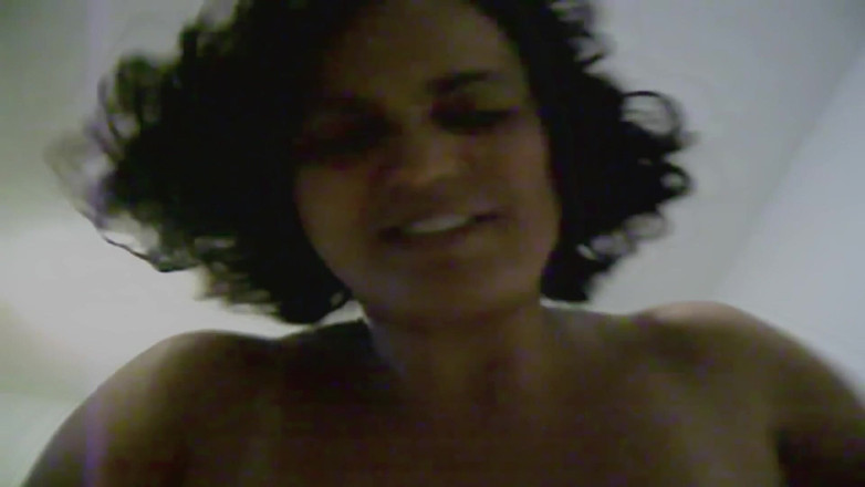 Karina Wife: 一人で男の家に行き、寝取られは家に残った