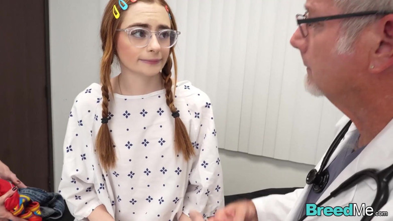 BreedMe: Sexy Redhead Reese Robbins Cant Get Pregnant until Now