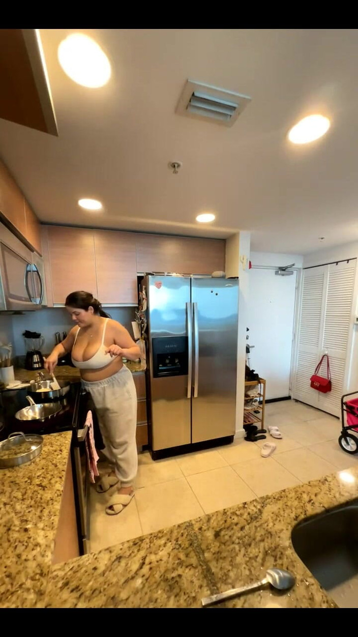 Dani Valentina: Hallo Liebling!