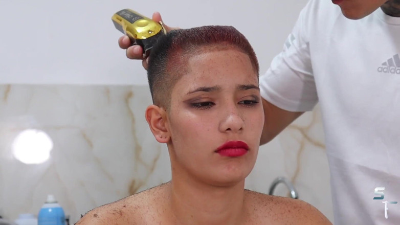 Shave Flix: Lomina