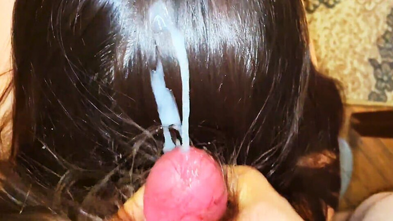 Marshmallow Sweet: Ik trok me af met glanzend lang haar en kwam...