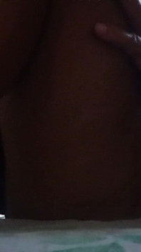She Love to Use Sex Toy