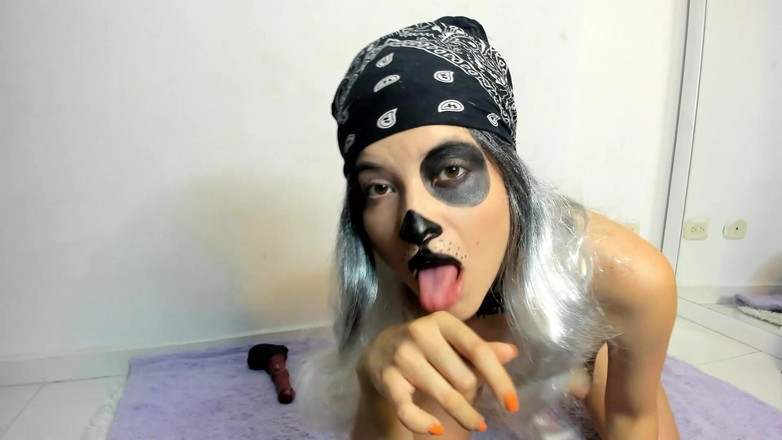 Lissa Brown: 今日あなたが見る最も忠実で従順な者たち