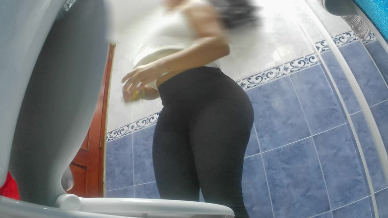 SENSESEX: Ecina被记录在浴室合集