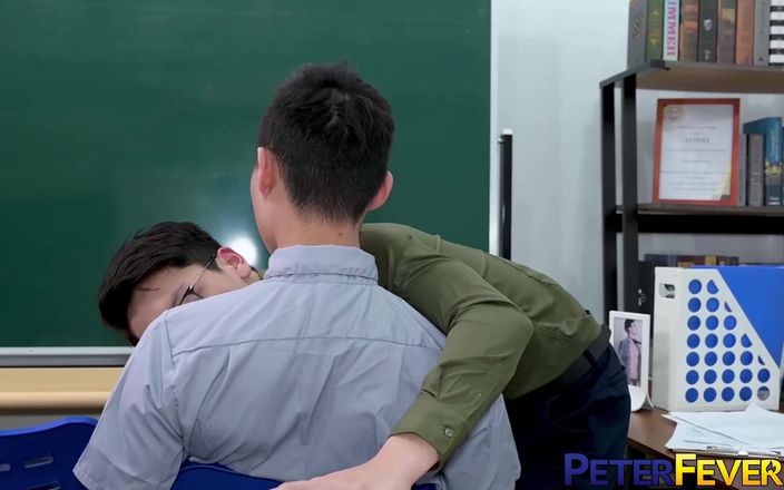 Peter Fever: Peterfever Wild Učebna 1 nový učitel