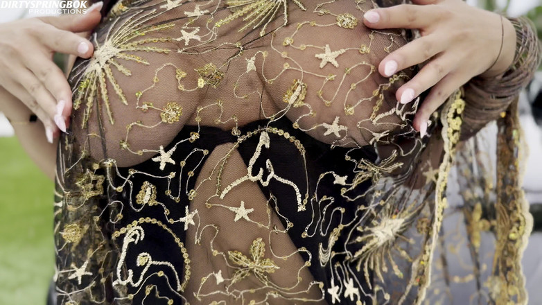 Aaliyah Yasin: Muslimská zlá holka se šuká nahoře v autě