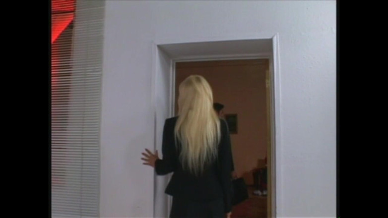 EroticPlanet XXX: Grossi cazzi duri per delle puttane sexy - episodio 4