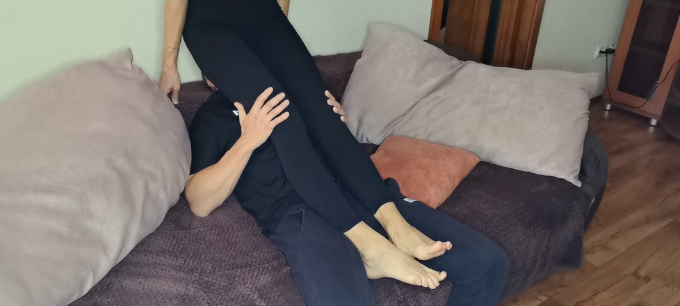 Milalika: I Sat on His Face in Leggings.