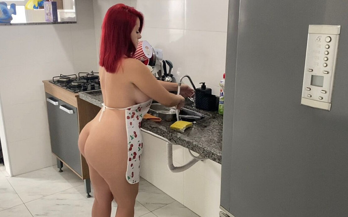 Electra Dominica: Esta empregada me fez um lanche especial