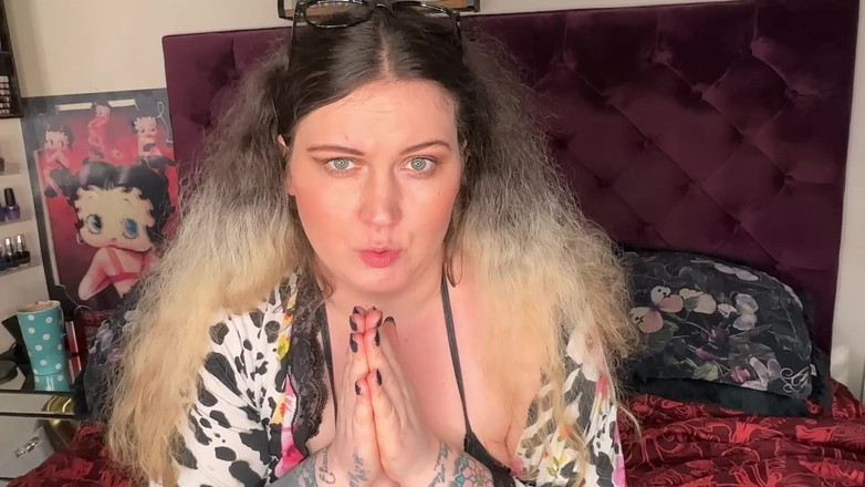 MissFFW: Azgın doğurgan iri güzel kadın onu doğurman için yalvarıyor