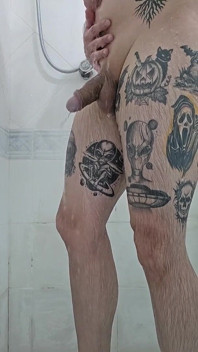 Chubby Was Caught Jerking off in the Shower