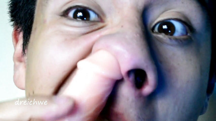 Dreichwe: A dildo in the nose