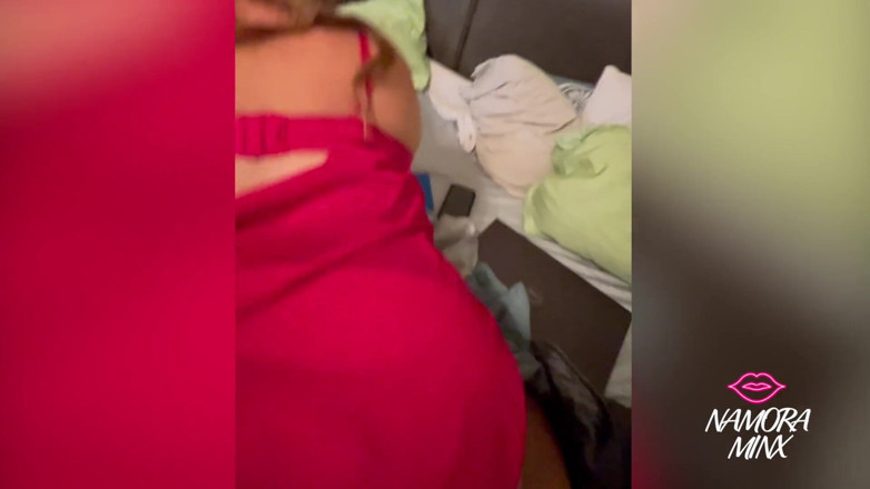 Namora Minx: Sexy gordinha levando pau em sua camisola