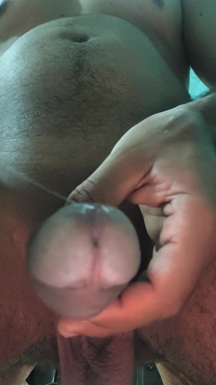 Skinny bar: Huge Cock