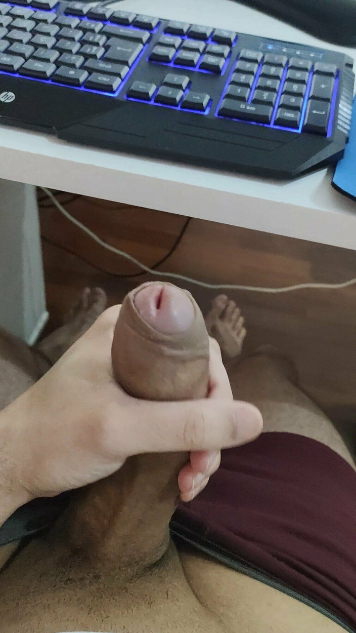 Lkdick8: क्या यू को मेरा लंड पसंद है?