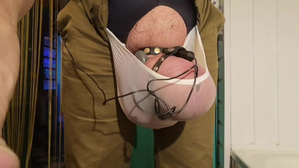 Monster_Meat_: 섹스토이와 기빈을 포함한 변태 바운싱