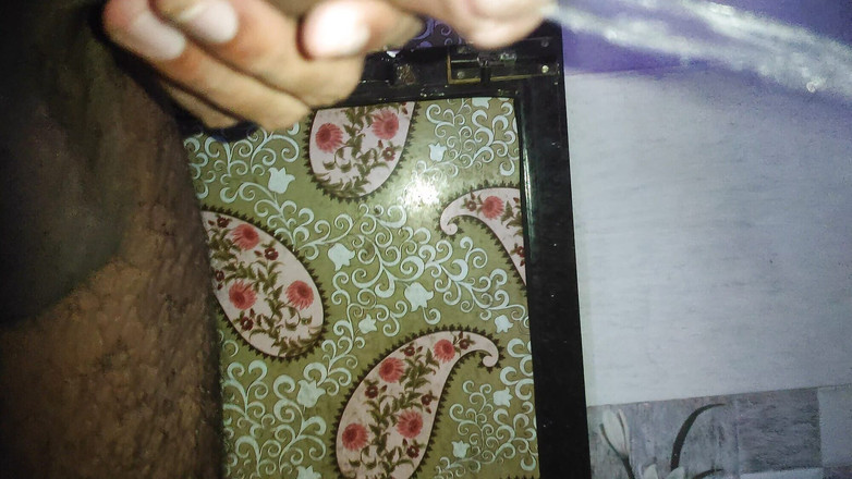 Horney: Assian india gruesa semen en el piso y meando