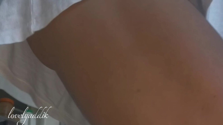 Lovelyaddik: Mutfakta amcığımı doldur