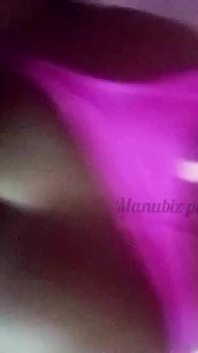 Zwarte Latina Met Dikke Kont Hardcore Op Zijn Hondjes Geneukt