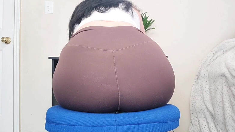 Julia Ryan: 눈치채지 못한 채