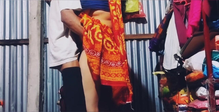 Teensex: Busty Bhabi with a Huge Ass Fucks a BBC on...