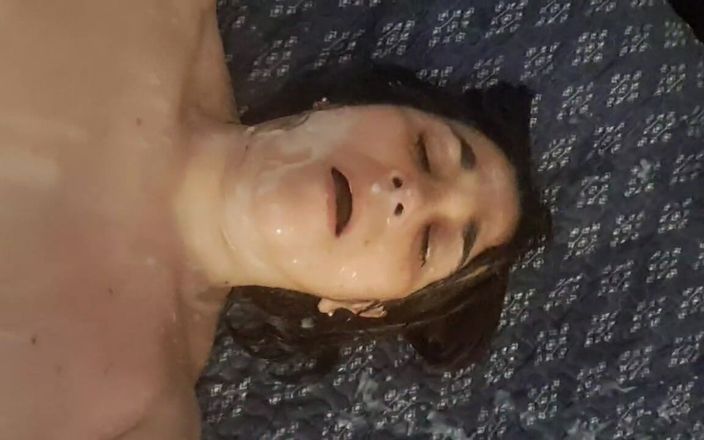 Mommy big hairy pussy: T1.mp4stepson m-a scaldat în lapte și vrea să mă lase gravidă