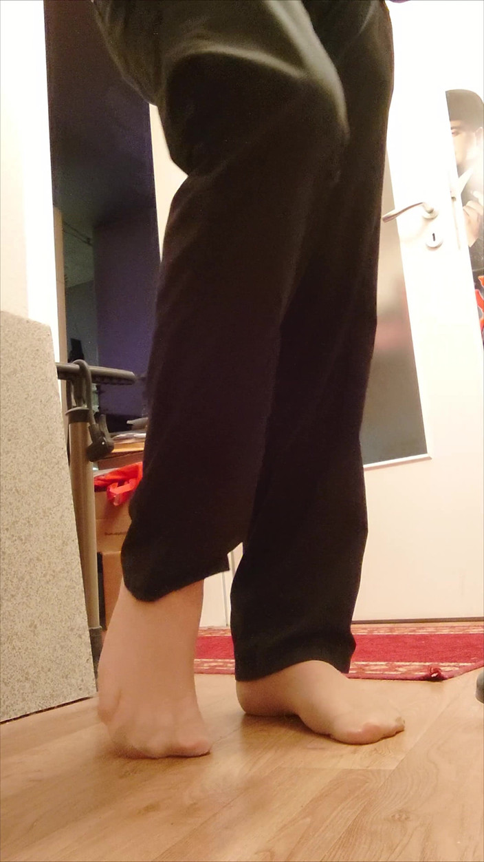 Carmen_Nylonjunge: Segar dari berbelanja di pagi hari